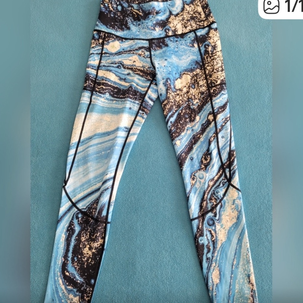 NWOT feed Me fight me Blue Marble Leggings with many colors women’s size medium